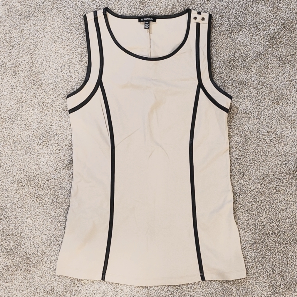 Le Chateau fitted top